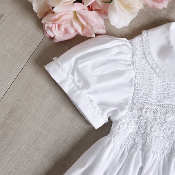 RARE White Heirloom Smocked Dress Feltman Brothers Special Occasion Like New - Picture 4 of 6